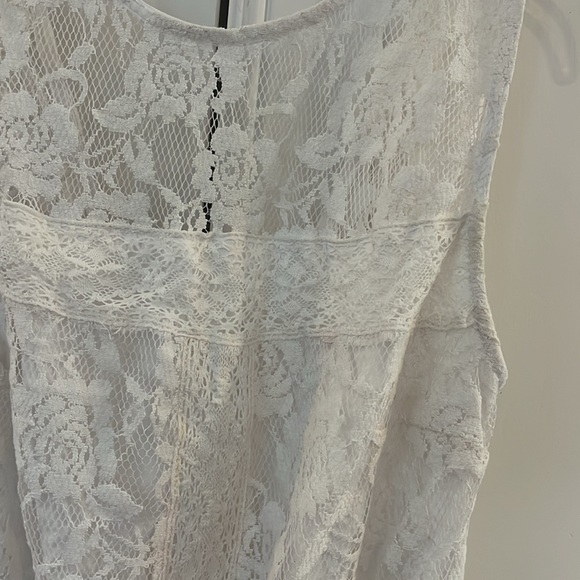Abercrombie lace dress - Picture 2 of 8